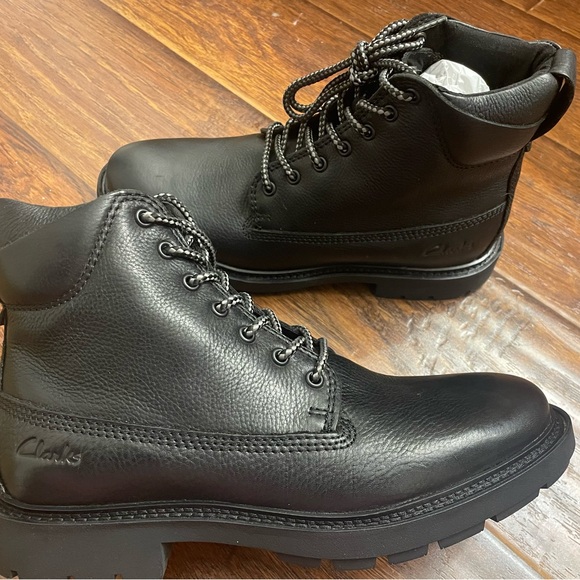 Clarks Men's Black Leather Boots - Picture 4 of 9